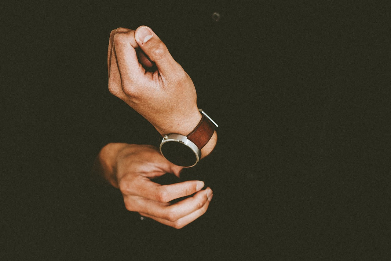 Why Do People Wear a Watch On Their Left Hand?